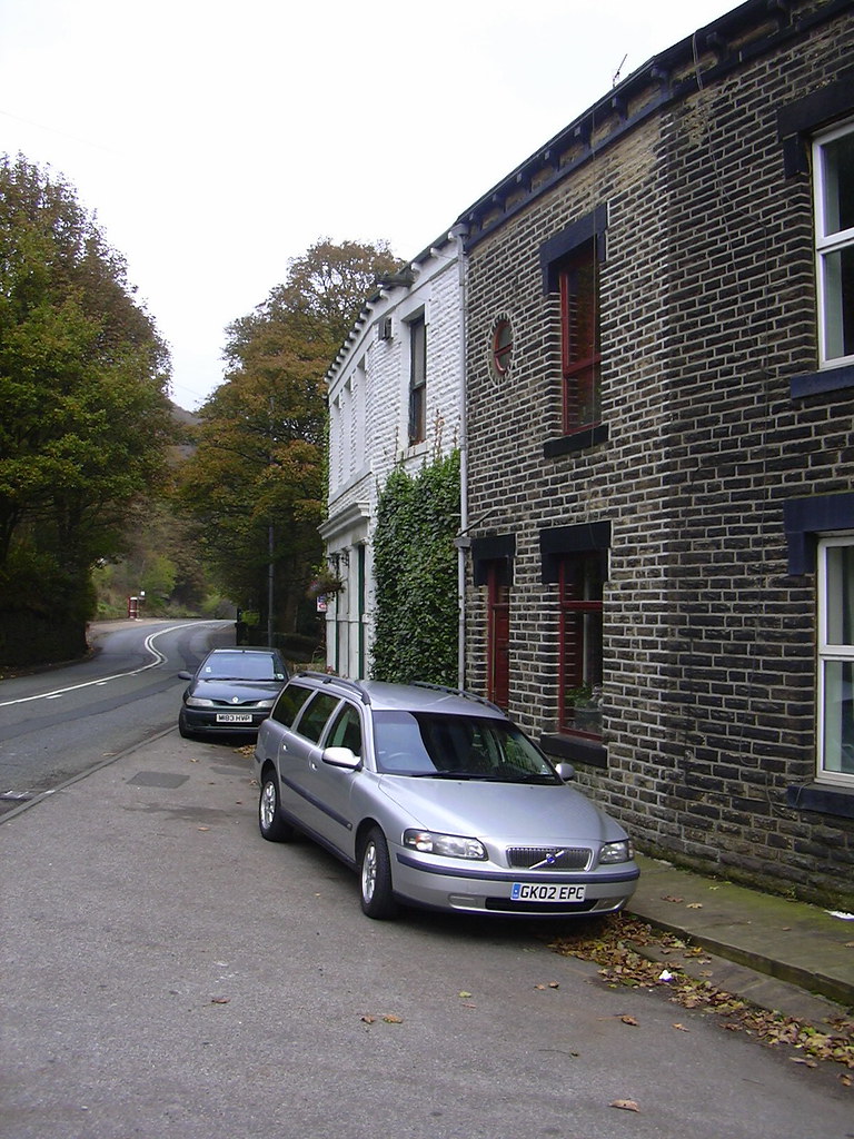 Eastwood CoOp, Halifax Road Next to the hotel is a small … Flickr
