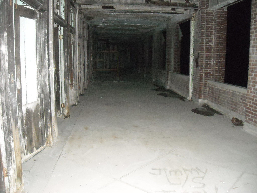 Waverly Hills Inside the Halls & Rooms of Waverly Hills Joshua Mocata Flickr