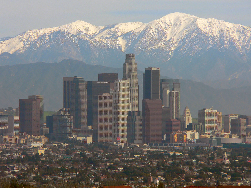 San Gabriel Mtns & Los Angeles Skyline The LA skyline set … Flickr