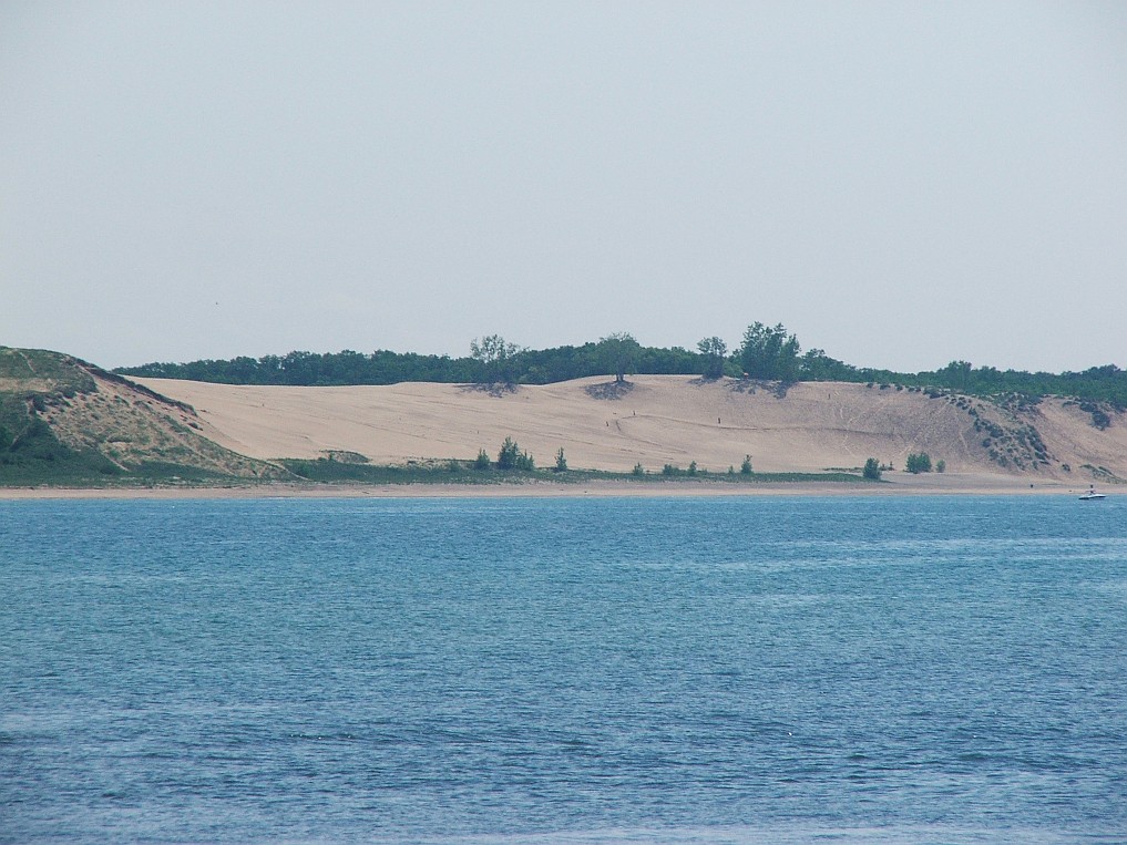 mt_baldy View of Indiana's Mount Baldy sand dune from Lake… Flickr