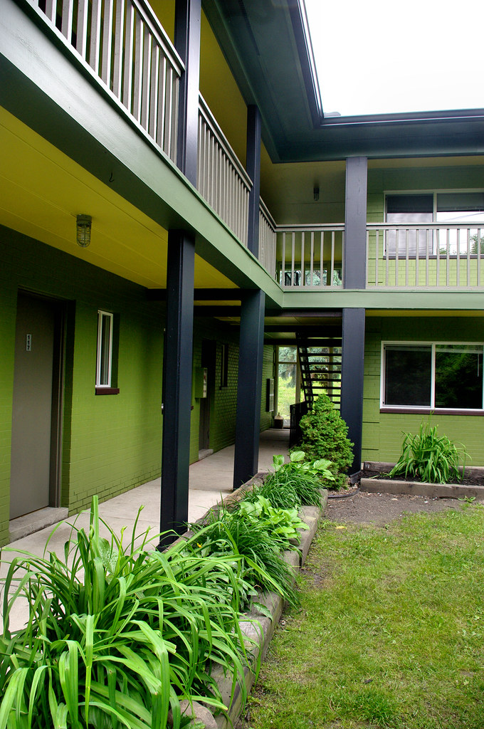 Urbane Apts / Exterior / Adams Urbane on Adams UrbaneLobby… Flickr