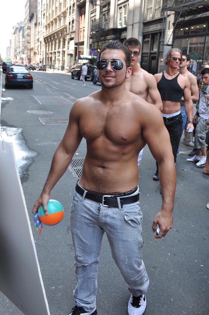 hulk/hunk | Gay Pride, New York 09 | Francois B | Flickr
