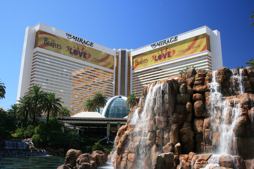 The Mirage Hotel, Las Vegas Mirage Hotel complete with 'Vo… Flickr