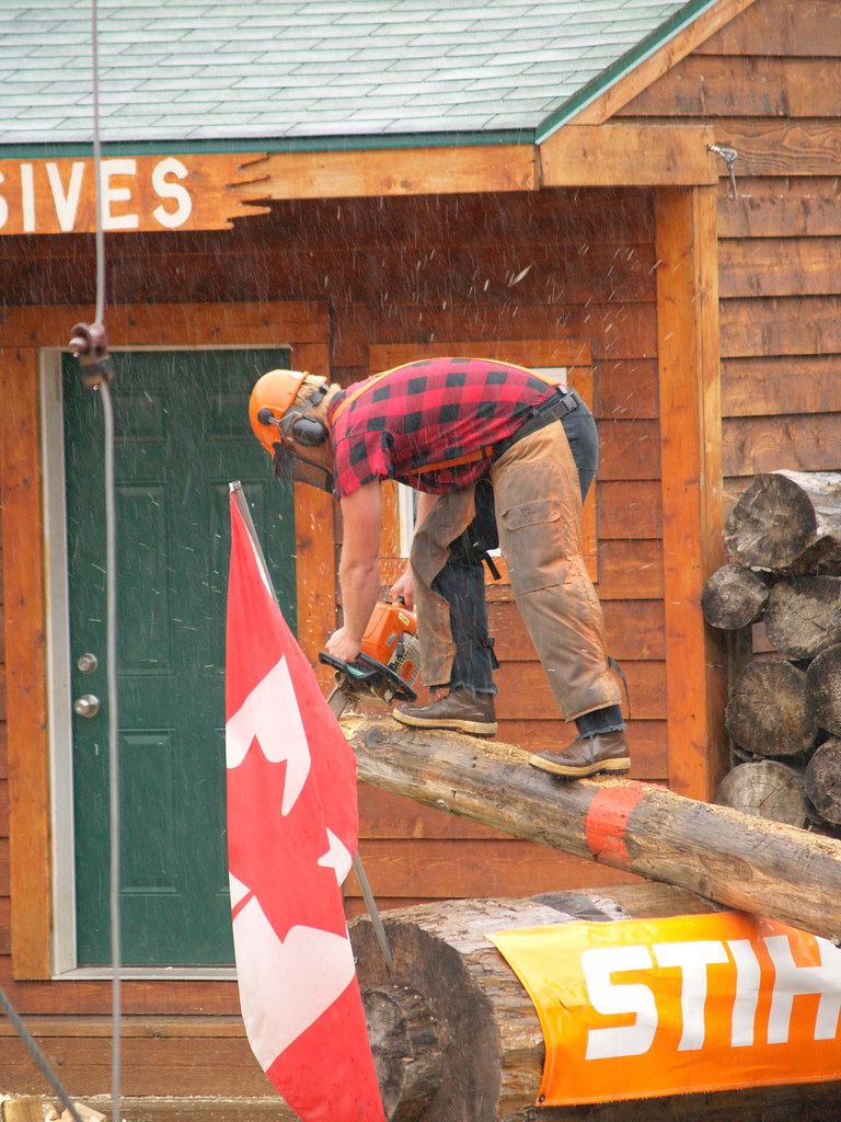 P1017147 The Great Alaskan Lumberjack Show (Ketchikan, AK)… Jeff