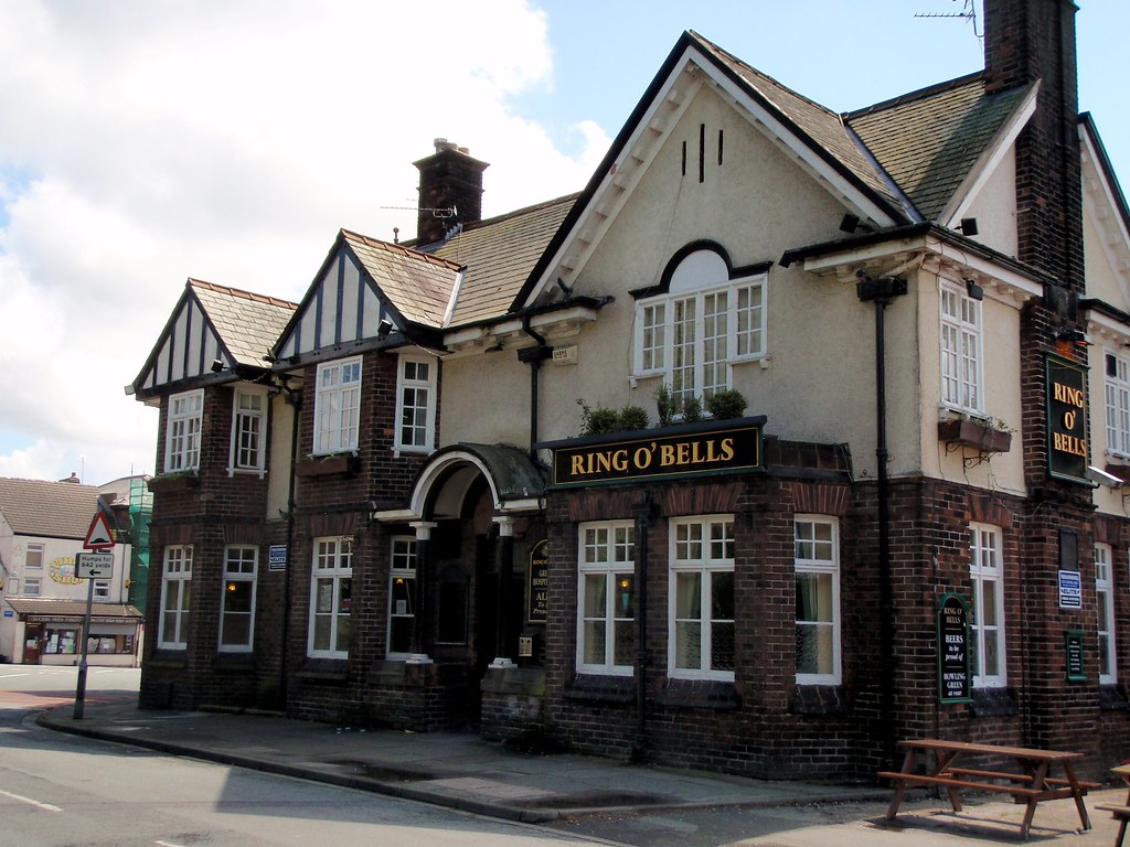 Ring o'Bells Farnworth, Widnes Corner of Farnworth Stree… Flickr
