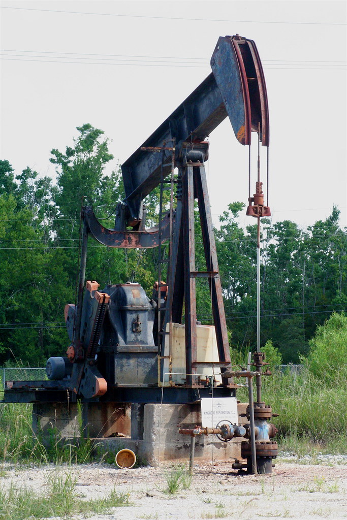 Pumpjack, historic Spindletop oil field South of Beaumont … Flickr