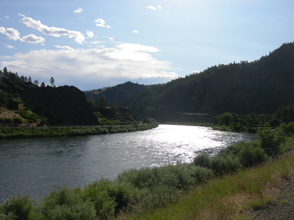 Missouri River I 15 runs along the Missouri River between … Flickr