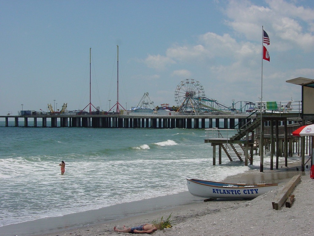 Atlantic City, NJ Steel Pier amusement park Guenther Lutz Flickr