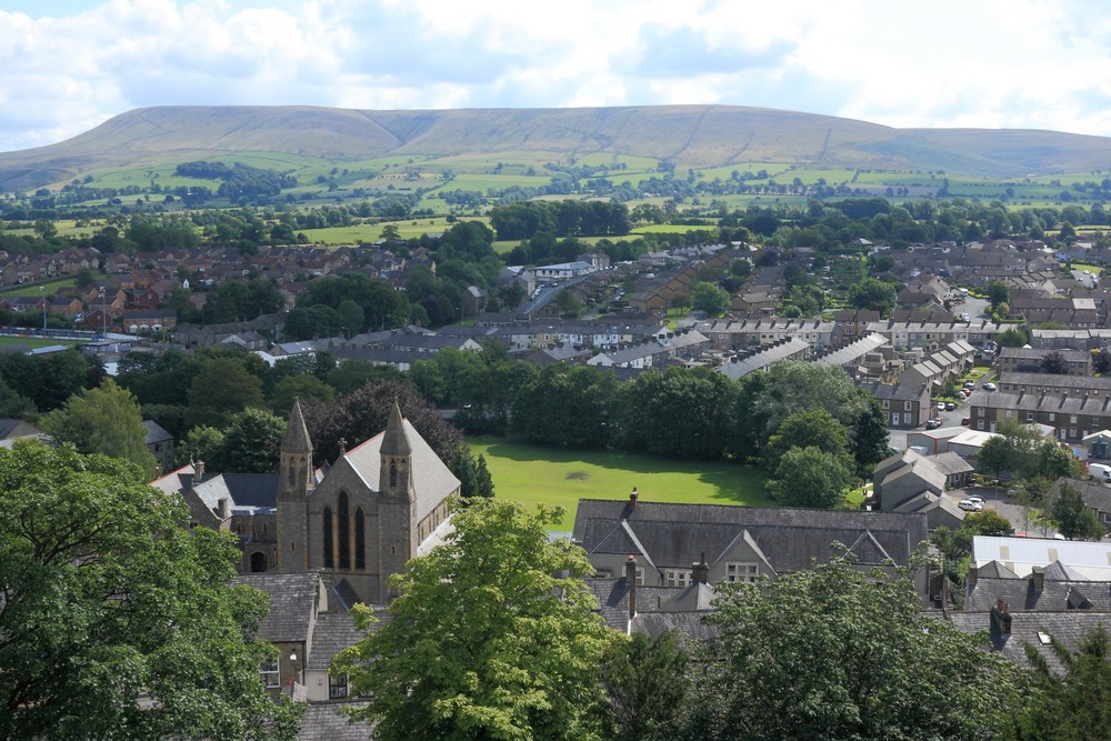 Looking down from Castle hill, Clitheroe town, Lancashire.… Flickr