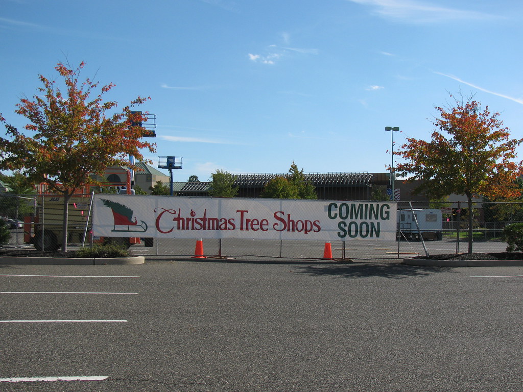 Coming soon Christmas Tree Shops Consumer Square, Mays La… Flickr