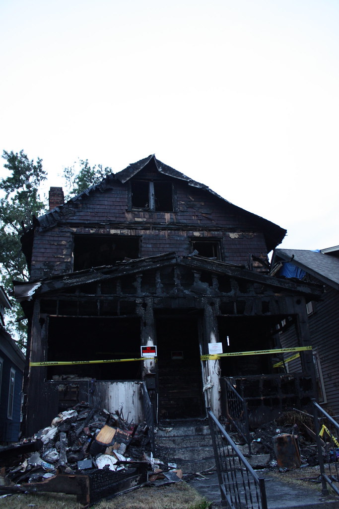 Burnt down house on Glen Echo. Flickr