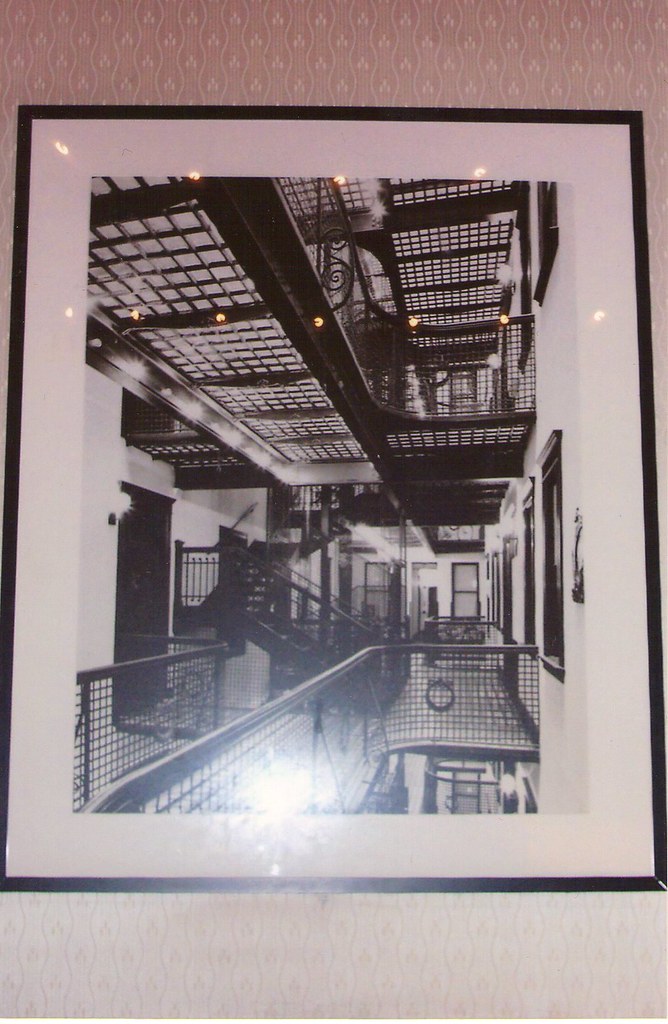 Brewster Apartments, Chicago, IL a photo on Flickriver