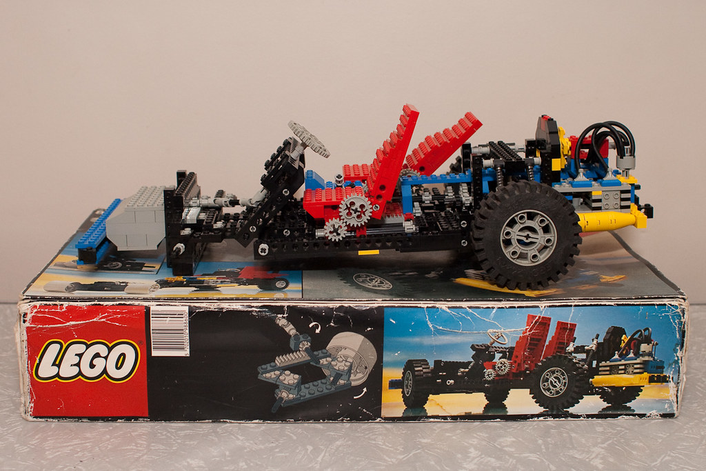 Lego Car Chassis (8860) with box Lego technic set 8860, no… Flickr