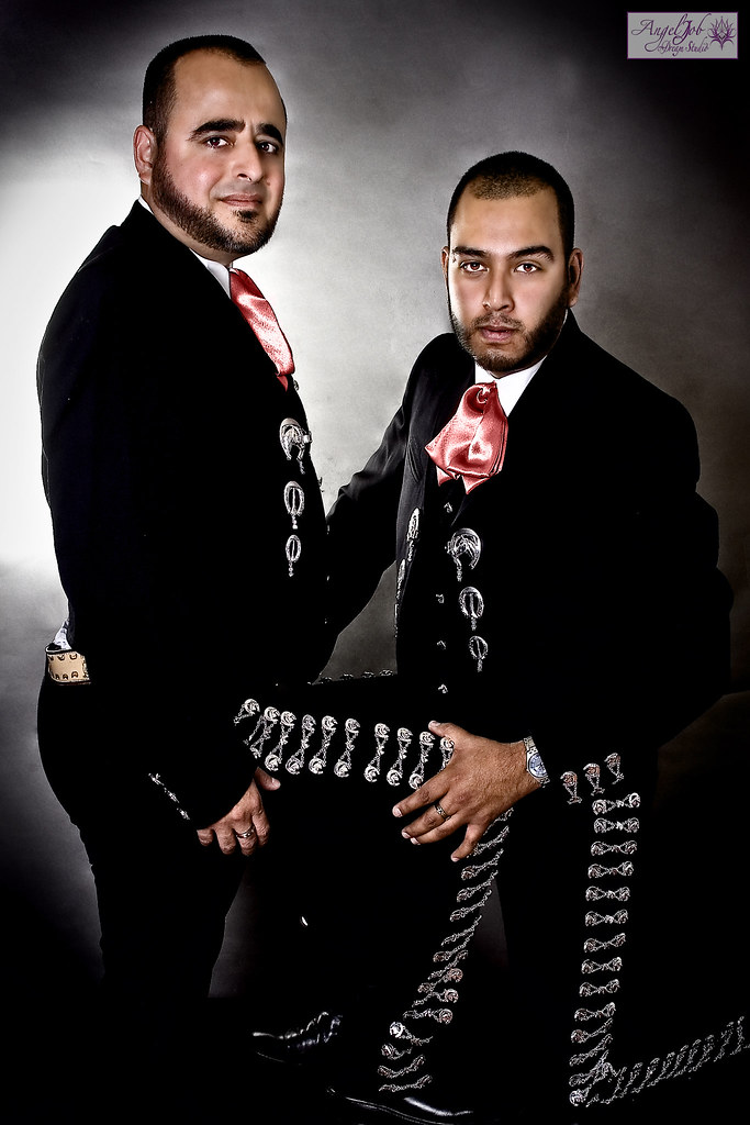 & Leo a photo on Flickriver