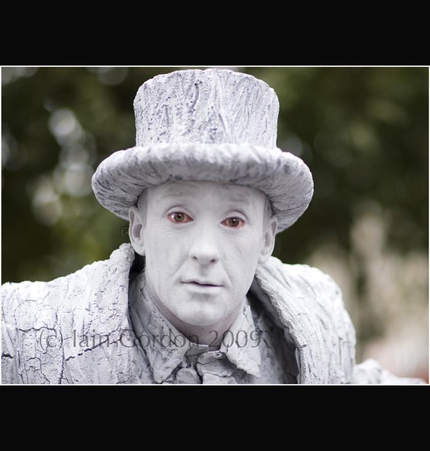 Painted Statue Man with Bloodshot Eyes Street Performer … Flickr