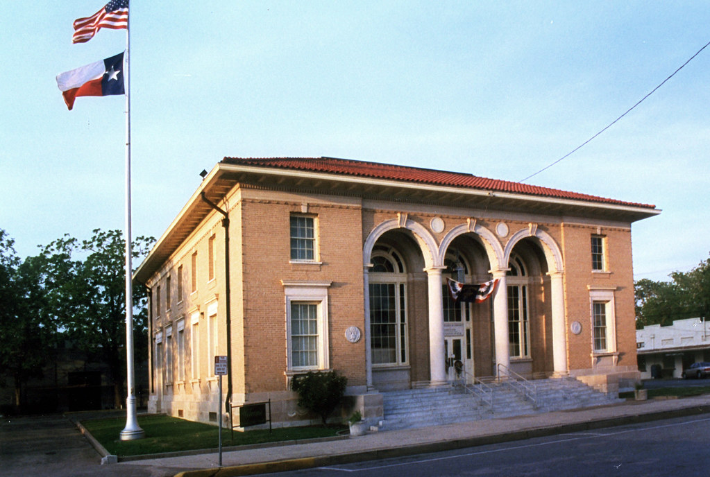 Cuero_2/photo Texas Historical Commission Texas Lakes Trail Flickr