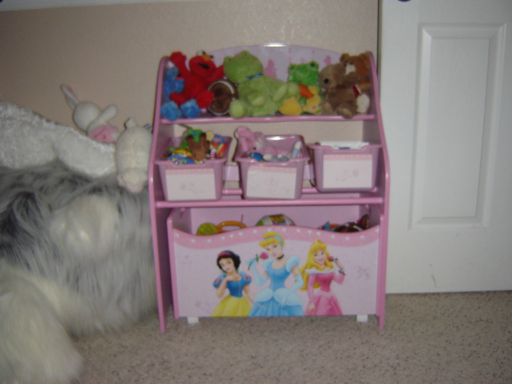 My toy organizer My Toy organizer from Grandma Pat and Gra… Flickr