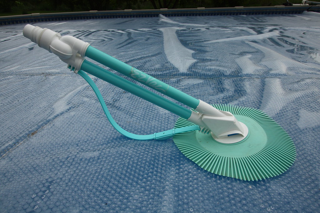 Kreepy Krauly EZ Vac Pool Cleaner For Above Ground Pools Flickr