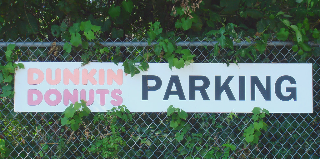 Dunkin' Donuts Parking Signs in Elmwood About three of the… Flickr