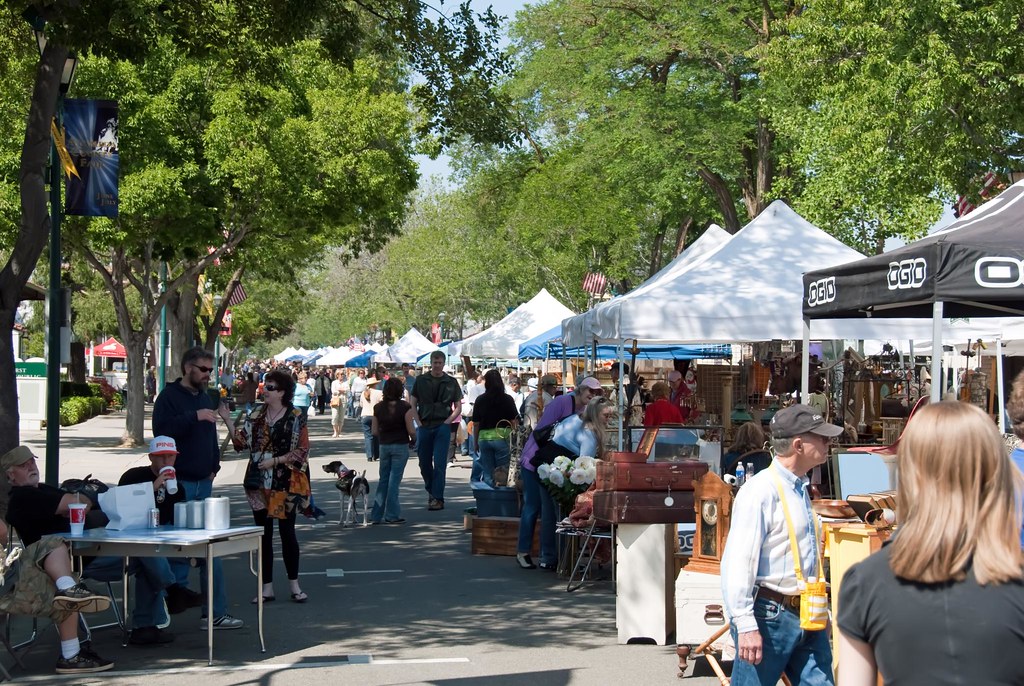 Pleasanton Antique and Collectable Faire Today was the day… Flickr
