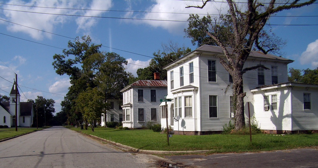 P9270958LumberCityChurchStreet Lumber City, C… Flickr