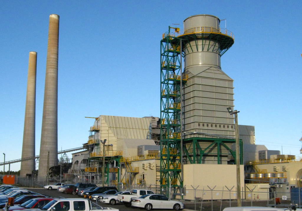 Colongra Gas Fired Power Station Colongra is a 4 turbine g… Flickr