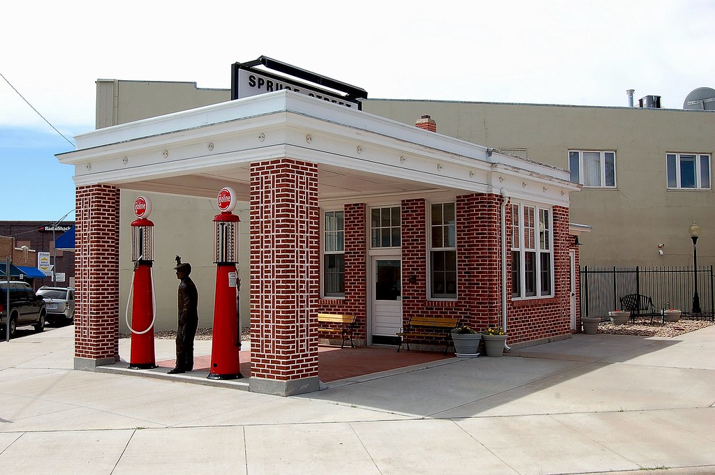 Nebraska, Ogallala, Standard Oil Red Crown Service Station… Flickr