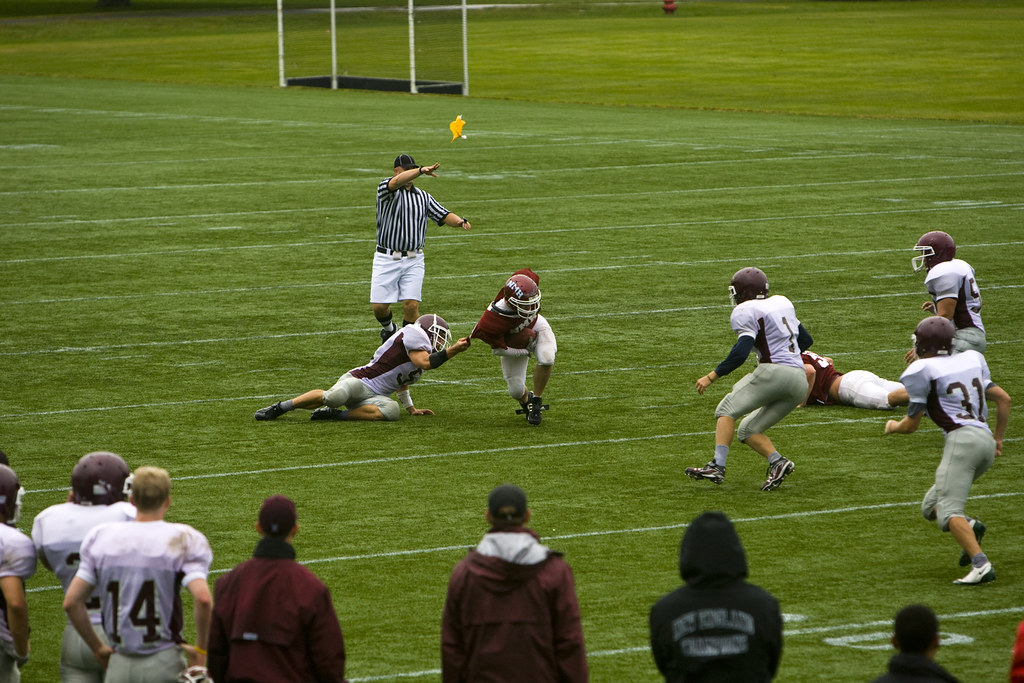 2009 NMH BV Football vs Loomis Chaffee NMH Boys Varsity Fo… Flickr