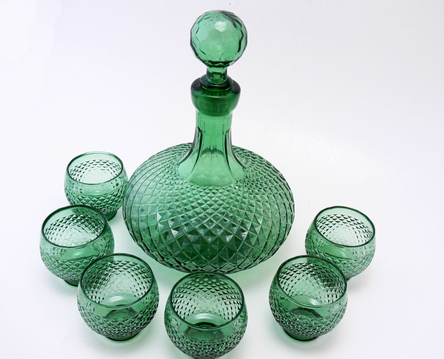 Vintage Emerald Green Glass Decanter Set with 6 Glasses Barware a