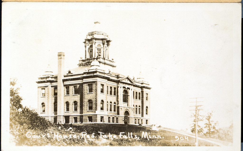 Postcard Red Lake Falls, MN Court House Postcard Red… Flickr