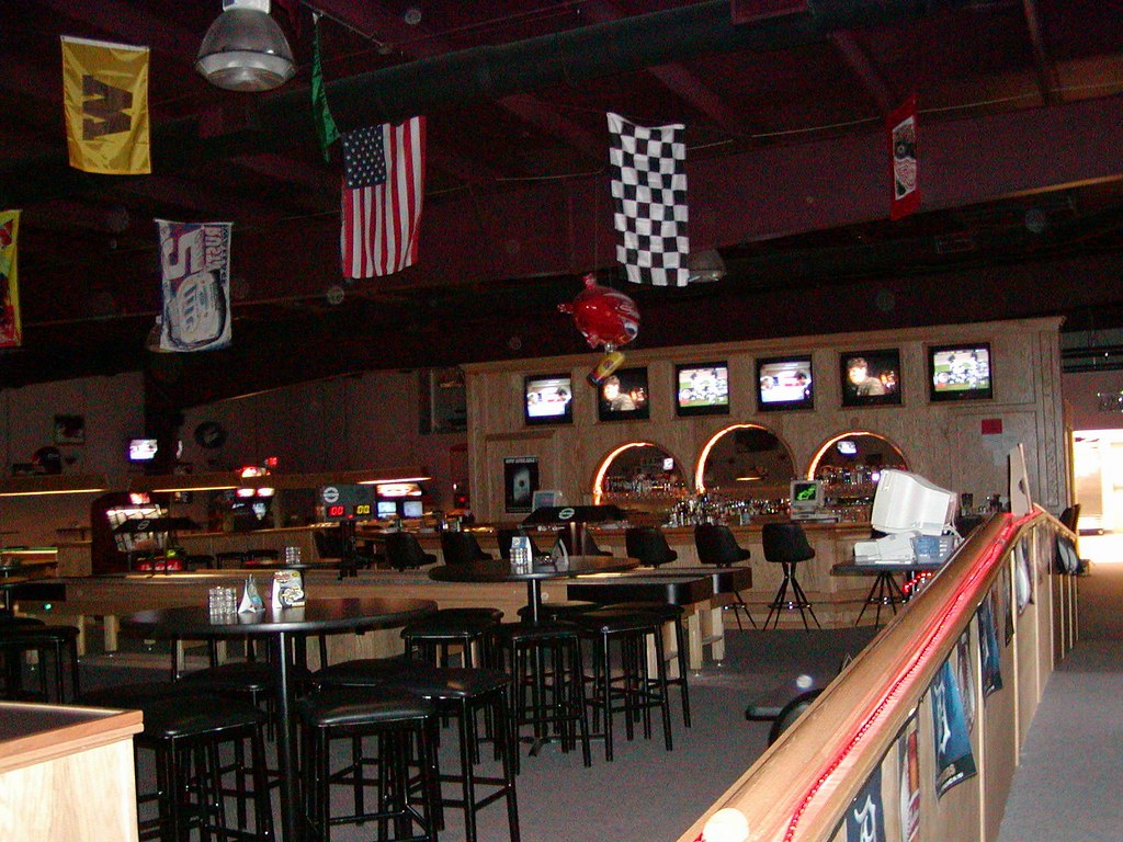 Ball Joint Sports Bar An inside look at the Ball Joint Spo… Flickr