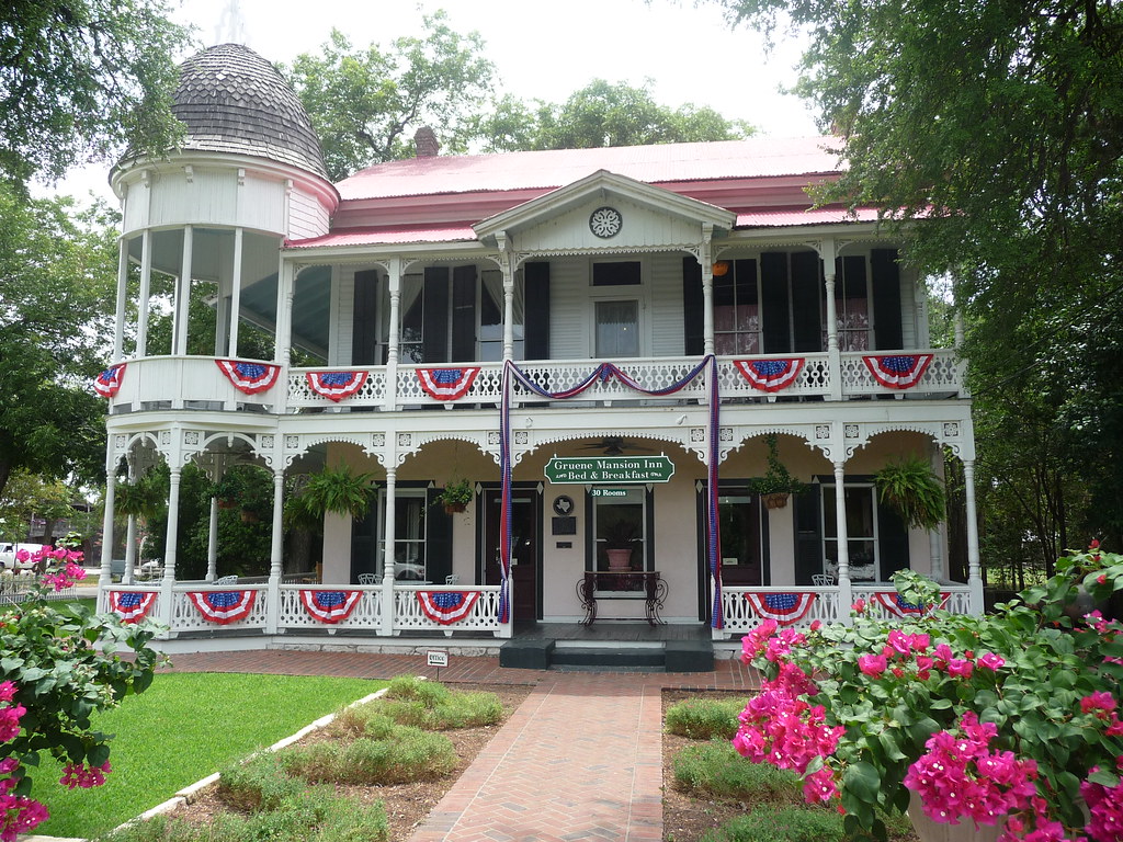 Gruene Mansion Inn Bed & Breakfast in New Braunfels, Texas… Flickr