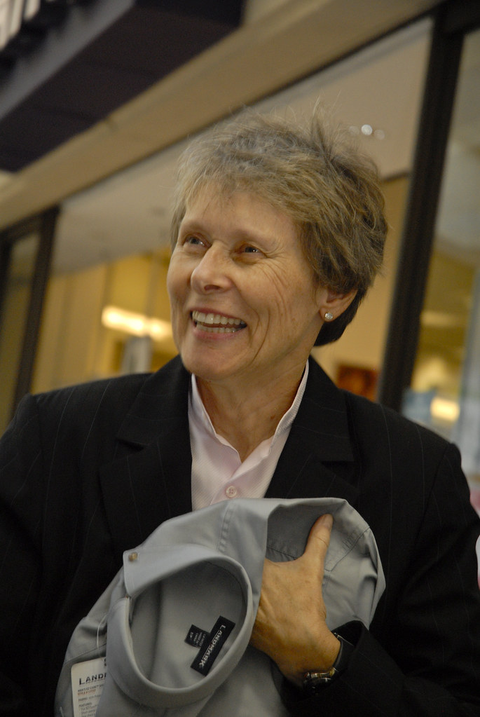 Dr. Roberta Bondar at Seal the Deal! Event On Sept. 10, 20… Flickr