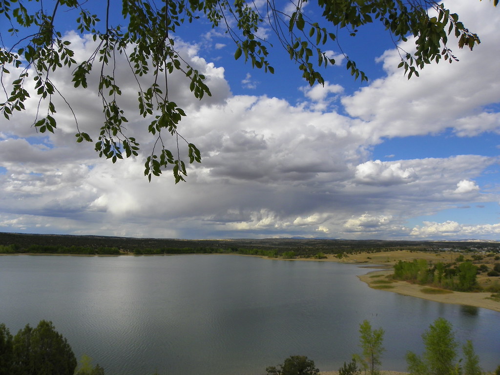 101_0053 Farmington Lake, NM 2009 Bob Caine Flickr