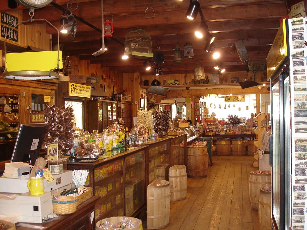 Zeb's General Store, North Conway, NH Lynn Lantz Flickr