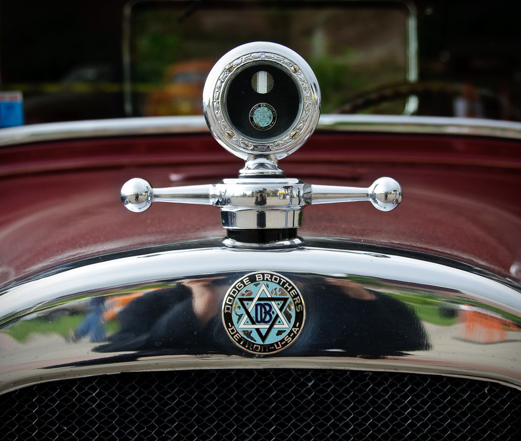 1926 Dodge Brothers Hood Ornament Gunsight hood ornament o… Flickr