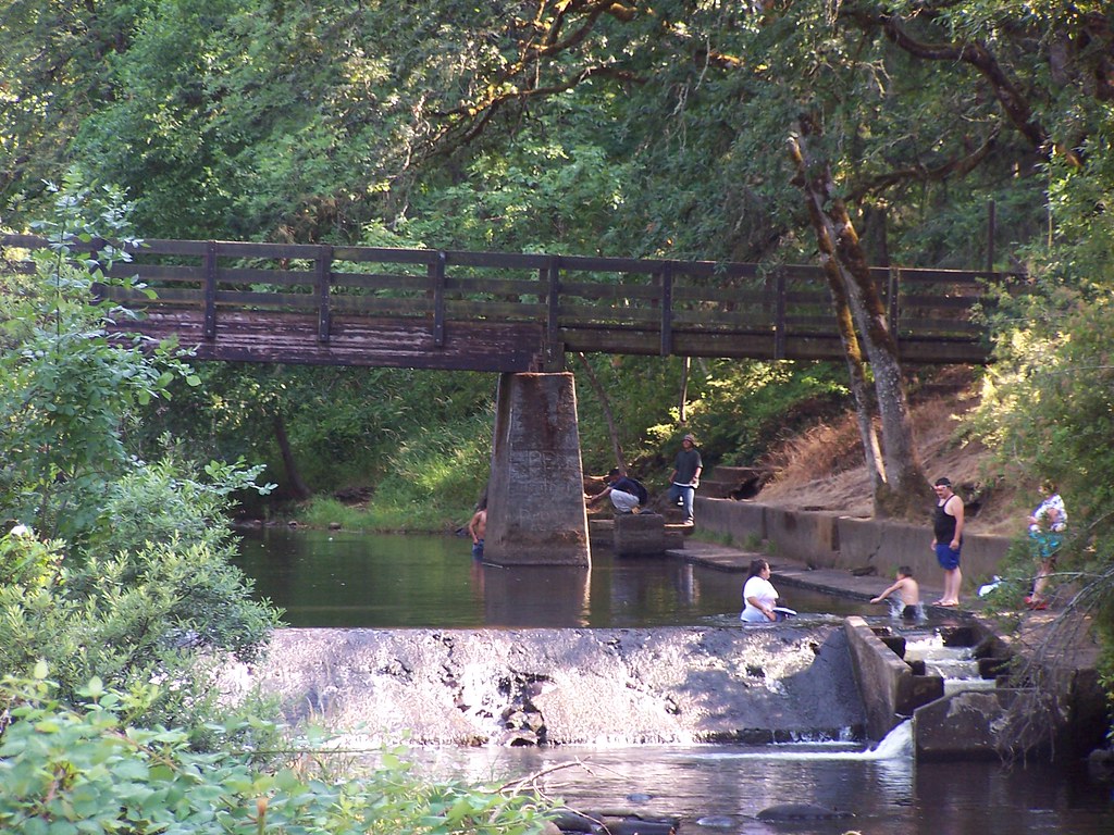 Silver Creek Silverton, Oregon Edmund Garman Flickr