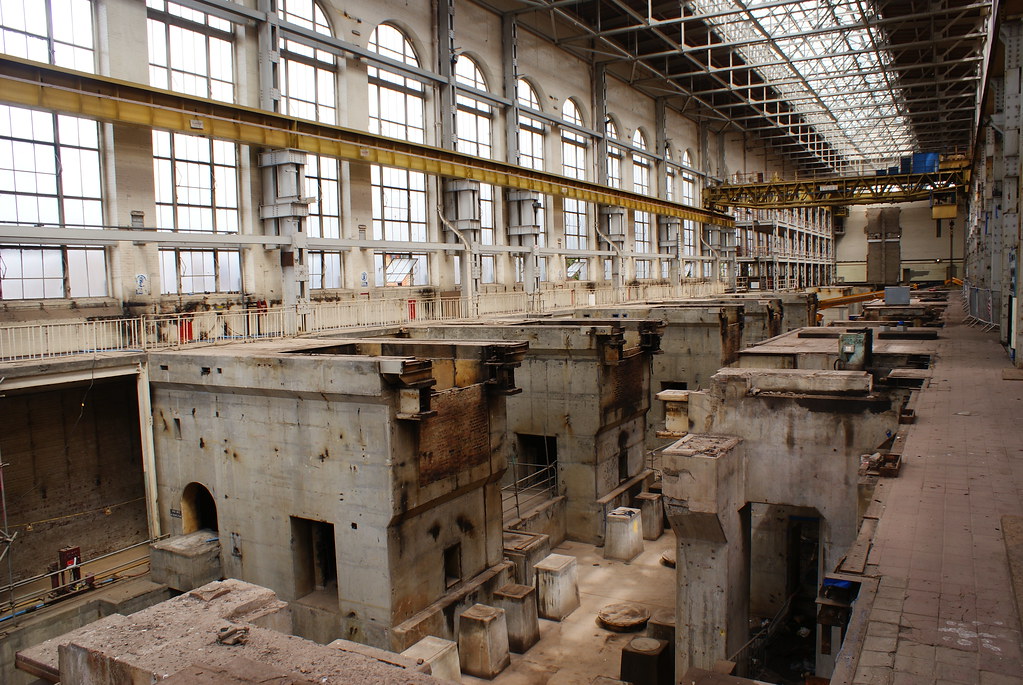Lots Road Power station, Chelsea, London. LiamCH Flickr