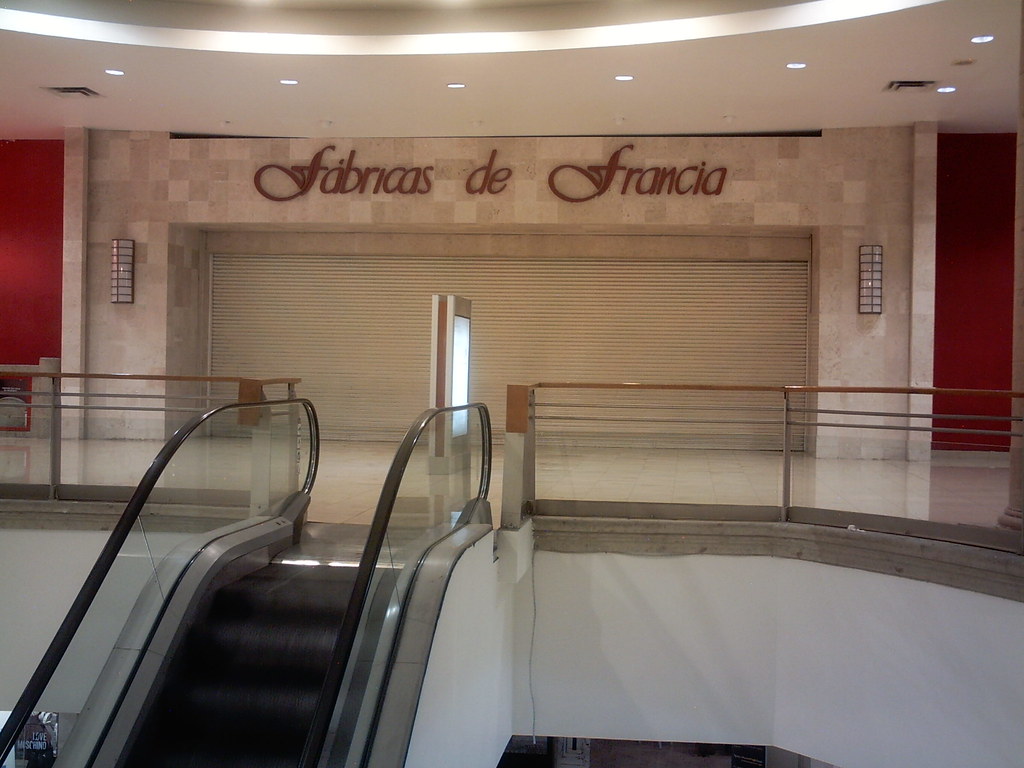 Fábricas de Francia La Gran Plaza Fábricas de Francia en L… Flickr