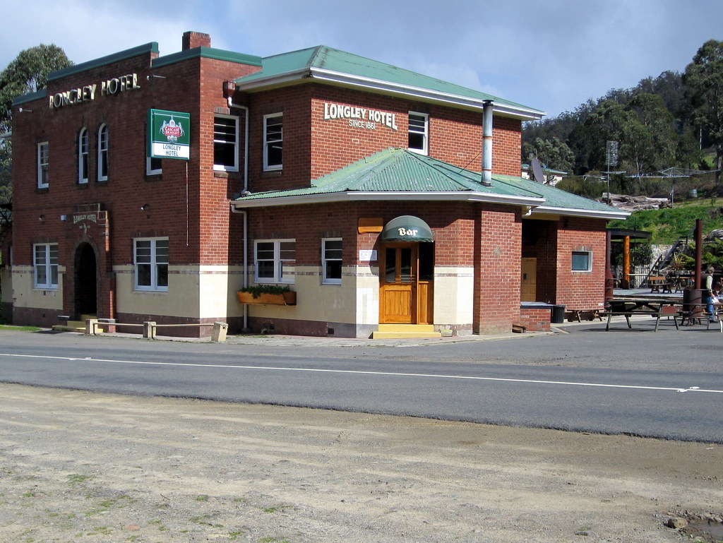 Longley Hotel, TAS Tim Prideaux Flickr