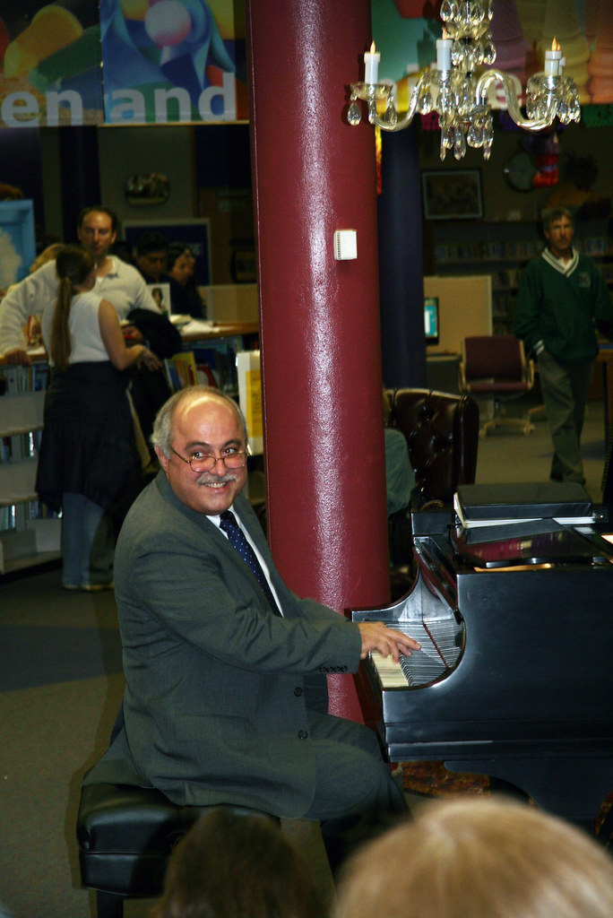 Piano Gala 088 People enjoy the formal gala with piano