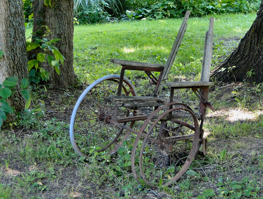 Wheelchair Skeleton I have no idea how this old wheelchair… Flickr