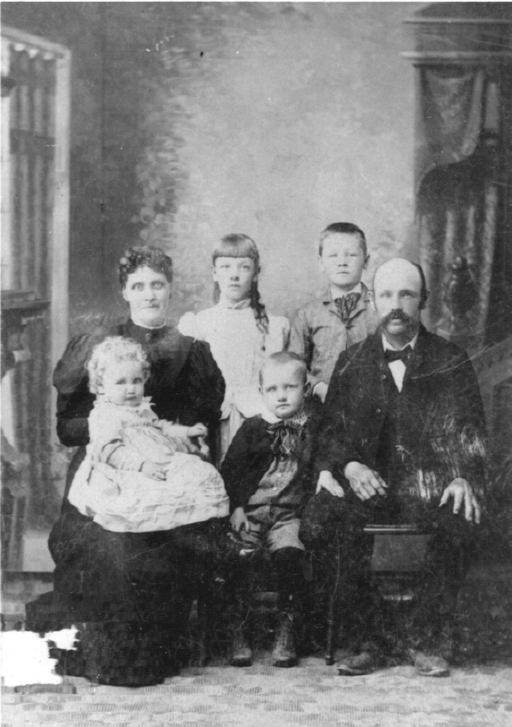 Harry Barlow's Original Picture of Benjamin Howland Family… Flickr