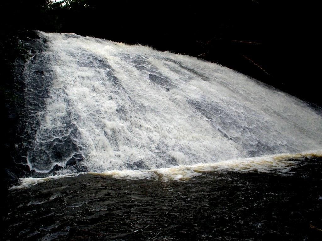 P7270483 Chutes Du Windigo.. Emily Breton Flickr