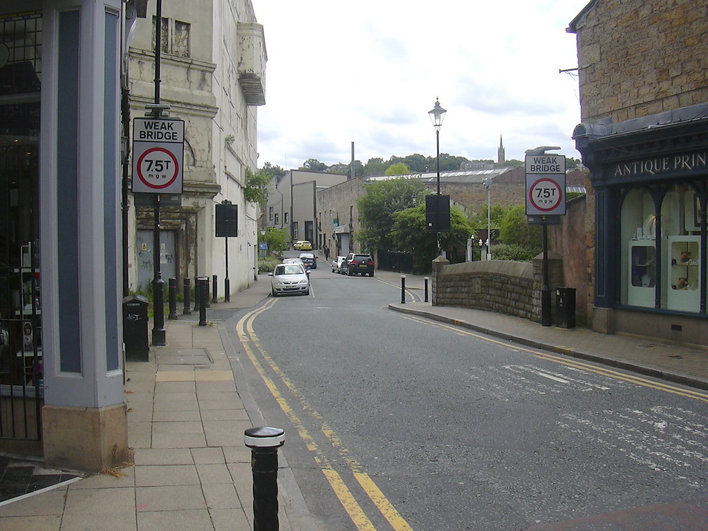 River Calder, New Town Bridge, Cow Lane, Burnley River Cal… Flickr