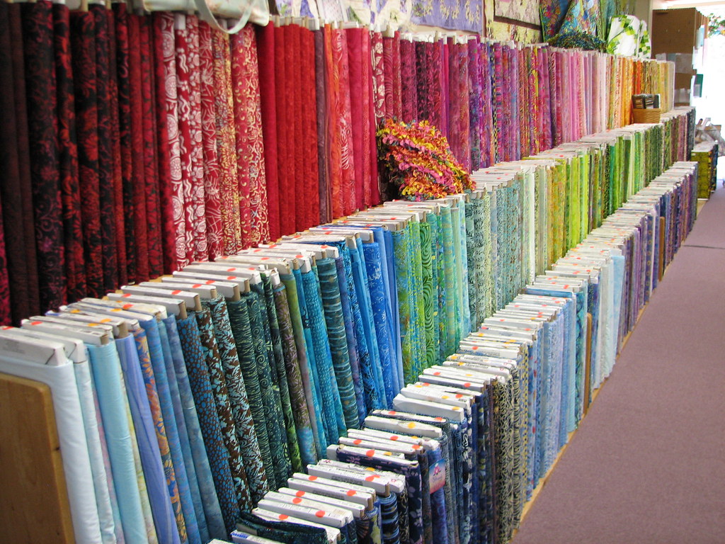 "Rainbow's End Quilt Shop" Dunedin Fl these are batiks! calamity