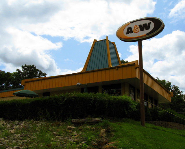 A&W Restaurant Located in Boonville, MO is this vintage A&… Flickr