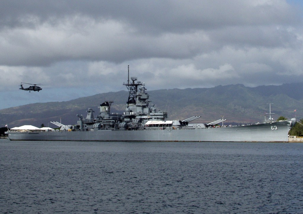 081024N0879R002 081024N0879R002 PEARL HARBOR, Hawaii… Flickr