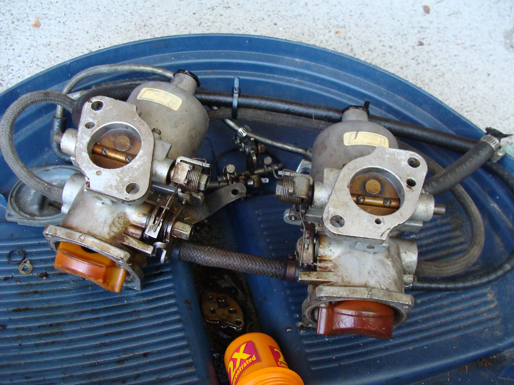 1977 MGB Dual SU HIF4 carburetors (prior to refinishing)… Flickr