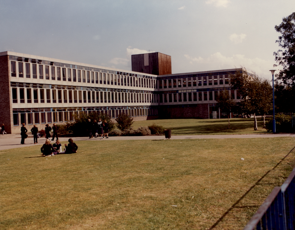 041994Benfield School Benfield Road Newcastle upon Tyne C… Flickr